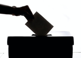 Los mapas republicanos de redistribución de distritos privan del derecho al voto a los votantes de color