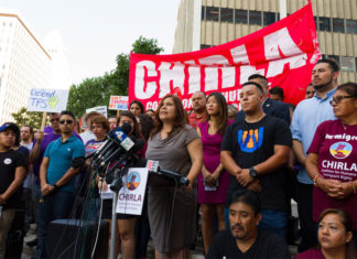 Activistas critican falta de liderazgo de Caucus Hispano en el Congreso