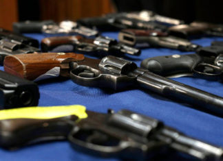 Biden pide hacer «justicia» y aprobar una ley contra la violencia machista