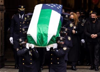 Entierran al segundo policía caído en un tiroteo en Harlem