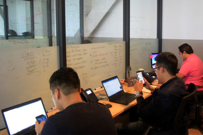 Latinos-exitosos-buscan-acelerar-el-éxito-de-nuevos-empresarios-hispanos