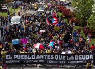 Miles marchan de nuevo en Puerto Rico para pedir mejoras laborales