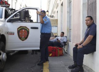 Solo 60 de 300 bomberos en Puerto Rico acuden a trabajar en su turno mañanero