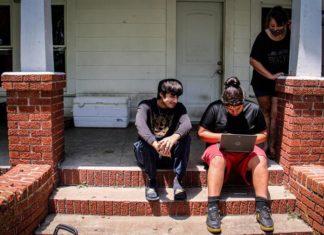 Tasa de propiedad de vivienda de latinos supera 50 % pero aún enfrenta retos