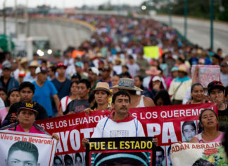 AMLO ordena investigar a jefes de Marina por caso Ayotzinapa
