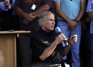 Abbott culpa a Biden de crisis del fentanilo y la vincula con inmigración