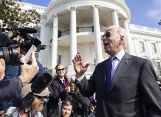 EE.UU. abre una nueva etapa sin mascarillas pero atento a futuras variantes