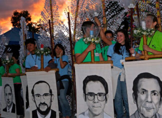 El Salvador vincula a 11 militares con matanza de jesuitas