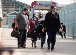 Gobierno de EE.UU. agiliza trámites de asilos para indocumentados