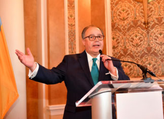 Jefe de Cámara de Comercio Hispana urge a Biden contratos de infraestructura