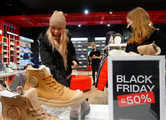 Latinos tienen una actitud única hacia el dinero