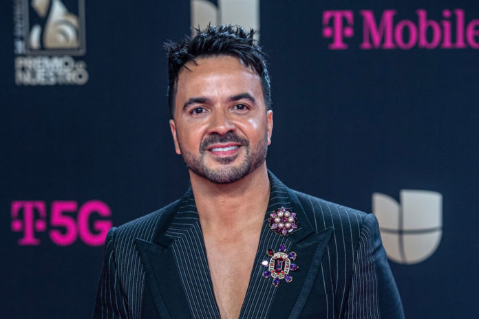 Luis-Fonsi-actuará-en-la-94-edición-anual-de-los-premios-Óscar