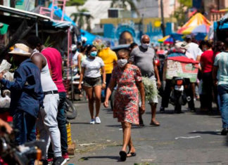 Solo el 8 % de los dominicanos se identifica como negro