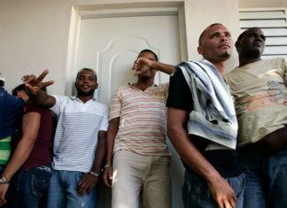 Educarán a inmigrantes sobre anexión de la isla con EE. UU.