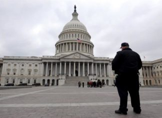 Evacúan el Capitolio de EE.UU. «por precaución» al acercarse un avión