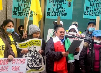 Inmigrantes indocumentados recuerdan que pagan impuestos y no son ciudadanos