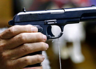 Más gente muere baleada en hogares donde hay armas