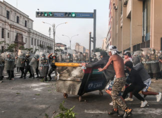 Perú en una crisis que debilita al nuevo Gobierno