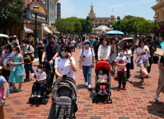 Remite la pandemia en Hong Kong; suben muertes en Shanghái
