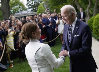 Biden celebra el Cinco de Mayo con la esposa de AMLO como invitada de honor
