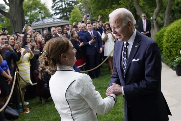 Biden celebra el Cinco de Mayo con la esposa de AMLO como invitada de honor