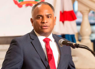 Representante estatal Danilo Burgos, se postula a su reelección