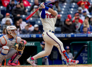 Filis derrotan 3-2 a Mets en el 1er duelo de doble cartelera