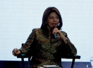 La OEA visita la isla para impulsar el rol de mujer