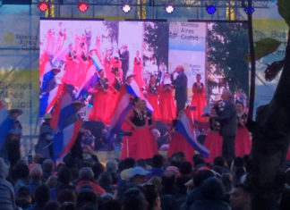 Paraguay, entre las celebraciones y el luto