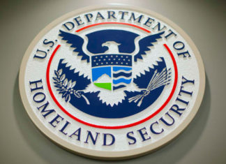 EE. UU. ve una mayor amenaza extremista de cara a las elecciones intermedias