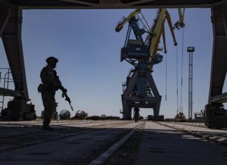 EEUU admite crímenes de Ucrania pero afirma que Rusia ha cometido muchos más