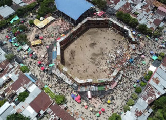 Más de 320 heridos, 4 muertos, en plaza de toros de Colombia