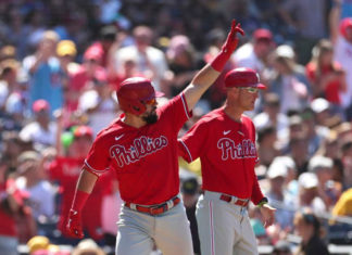 Schwarber hits 3-run HR, Harper-less Phils beat Padres 8-5