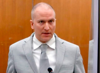 Dan 21 años de cárcel a Chuavin por violar derechos de Floyd