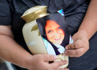 Dispatcher who didn’t send ambulance charged in 2020 death