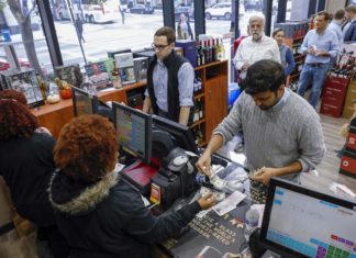 Una persona de Illinois gana 1.280 millones en la lotería Mega Millions