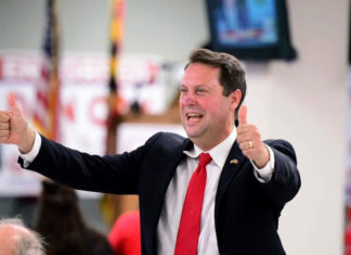 Aliado de Trump gana nominación republicana para gobernador de Maryland