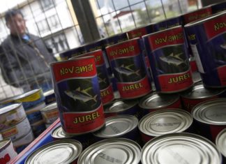 Consumir comidas ultraprocesadas aumenta riesgo de cáncer de colon en hombres