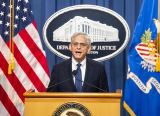 Fiscal de EEUU aprobó registro a Trump y pide permiso para publicar la orden