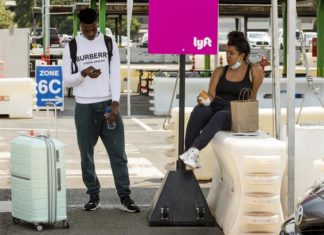 La empresa Lyft es demandada por 17 víctimas de agresión física o sexual