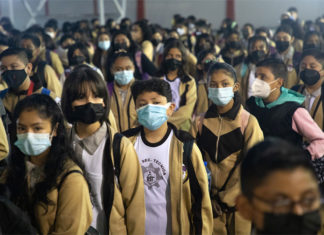 México vuelve a clase con un controvertido plan educativo «anticolonial»