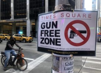 Times Square colocará desde hoy letreros que informan es zona libre de armas