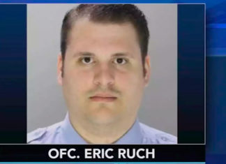 Exoficial blanco en juicio por matar a automovilista negro