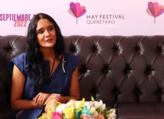 La escritora mexicana Alma Delia Murillo explora la figura del padre ausente