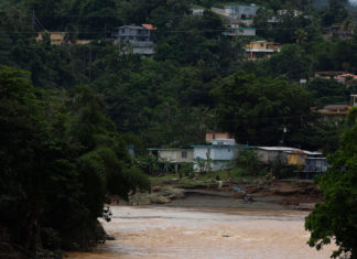 Sólo el 27 % de Puerto Rico tiene luz tres días después del huracán Fiona