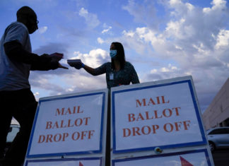 EEUU: ¿se me permite entregar la boleta de alguien más?