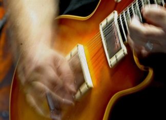 Fundación becará a jóvenes latinos que aspiren a carrera musical en español