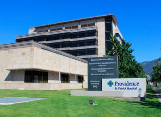 Hospitales recortan personal y servicios a medida que el aumento de los costos presiona a los presupuestos