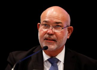 Proponen incluir a Puerto Rico en programa federal aéreo tras paso de Fiona