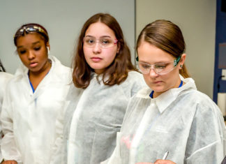 Oportunidades para estudiantes interesados en la medicina